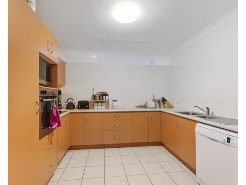 2/15 Chardonnay Drive, Condon QLD 4815