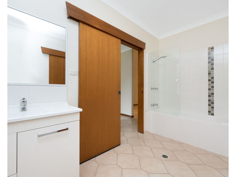 67-71 Corbett Street, Mount Louisa QLD 4814