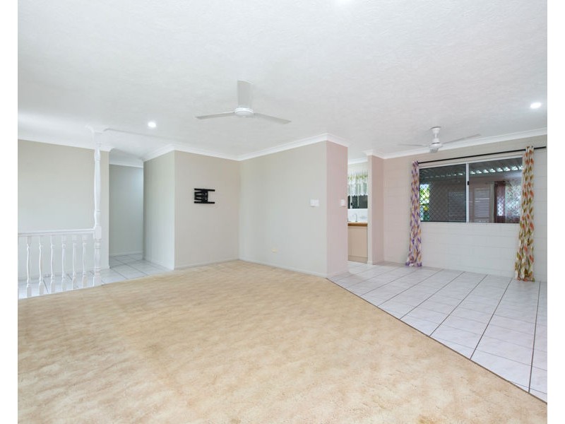 1 Durnley Court, Rasmussen QLD 4815