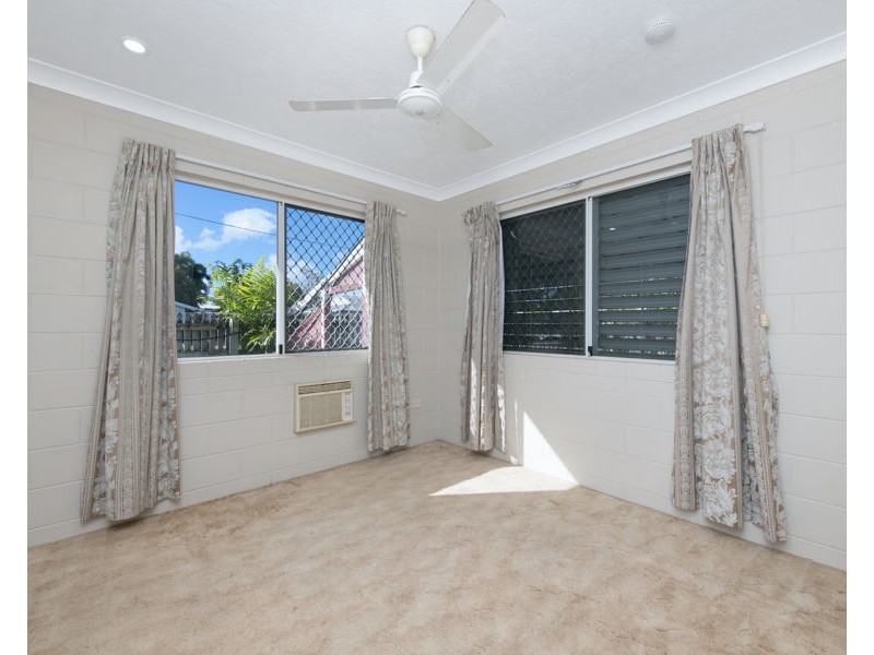 1 Durnley Court, Rasmussen QLD 4815