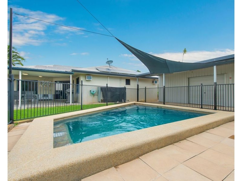 12 Baxendell Place, Bushland Beach QLD 4818