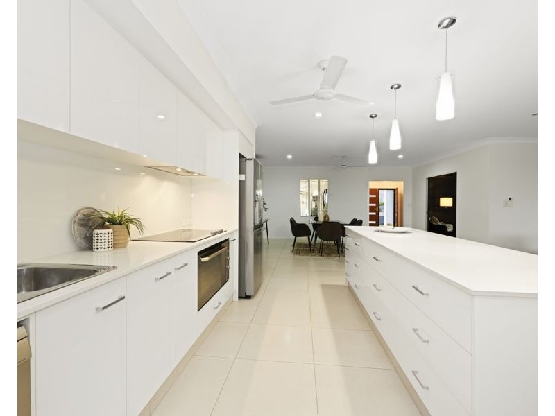 15 Knox Court, Mount Louisa QLD 4814