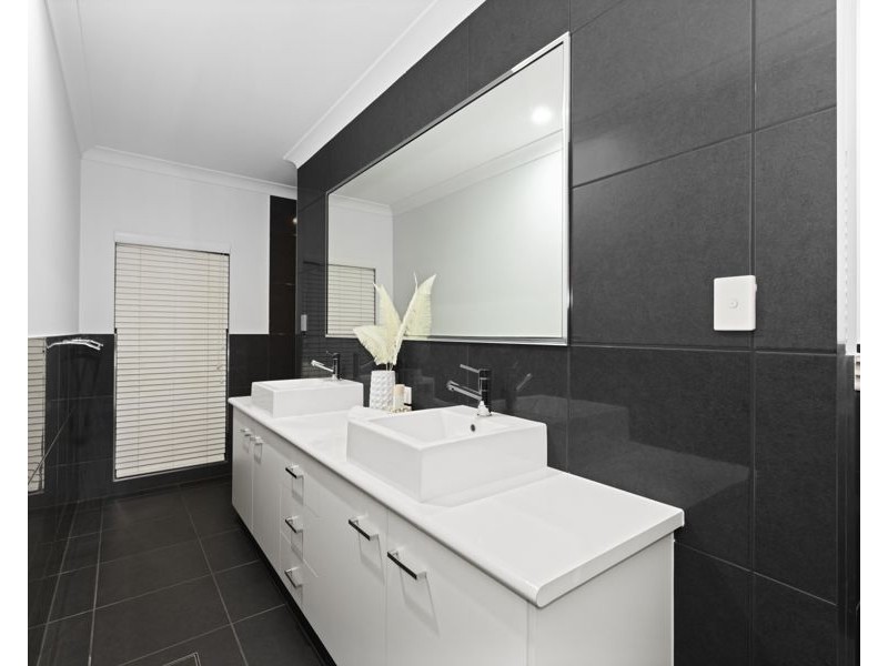 15 Knox Court, Mount Louisa QLD 4814