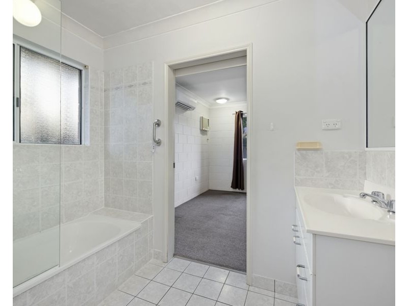 28 Wayne Street, Kelso QLD 4815