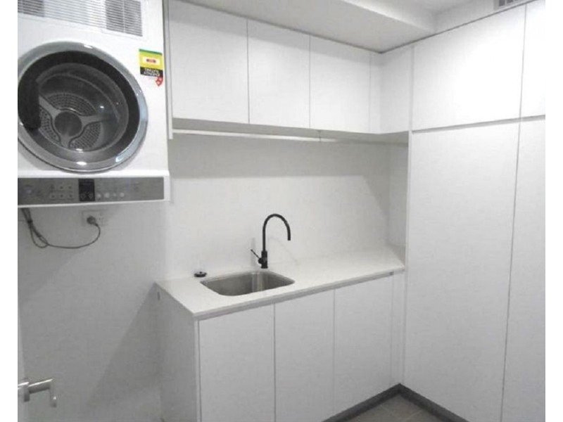 2/62 The Strand, North Ward QLD 4810