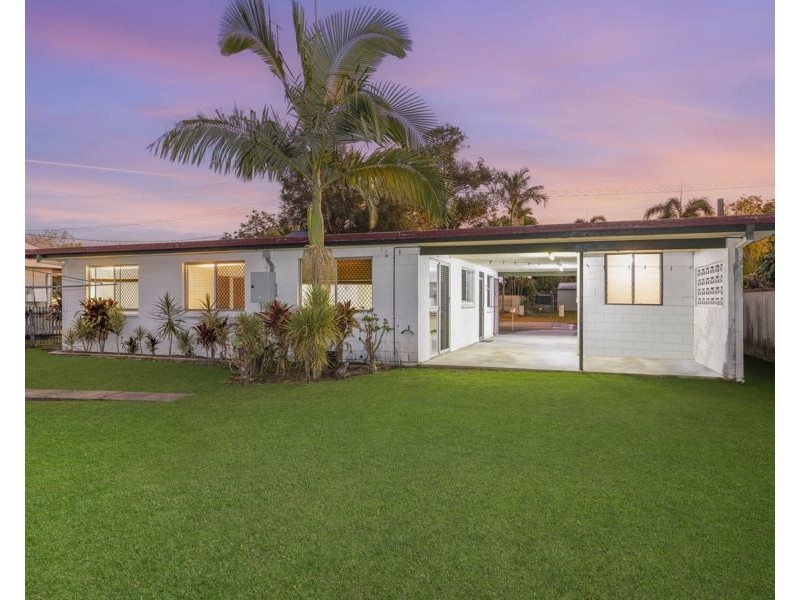 40 Hatchett Street, Cranbrook QLD 4814