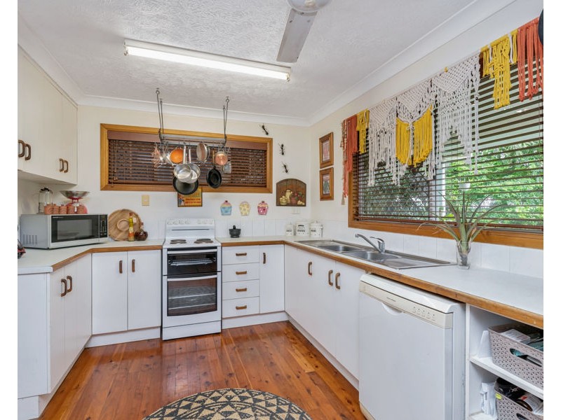 9 Canyon Court, Mount Louisa QLD 4814