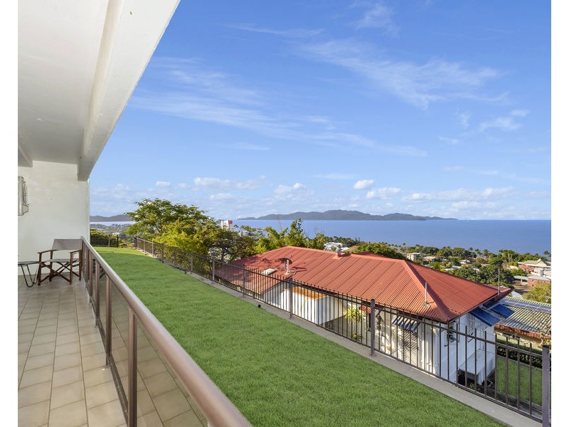 22/7-11 Hale Street, North Ward QLD 4810