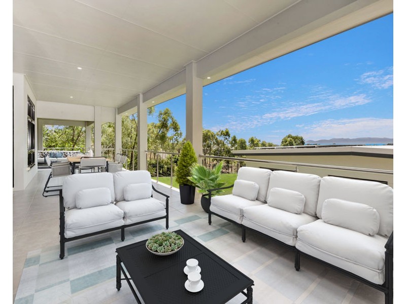 22 Genesta Court, Bushland Beach QLD 4818