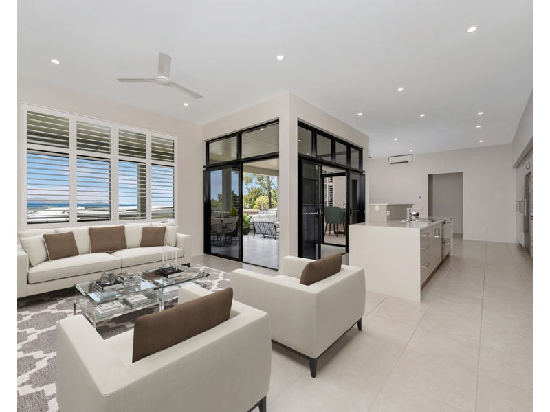 22 Genesta Court, Bushland Beach QLD 4818