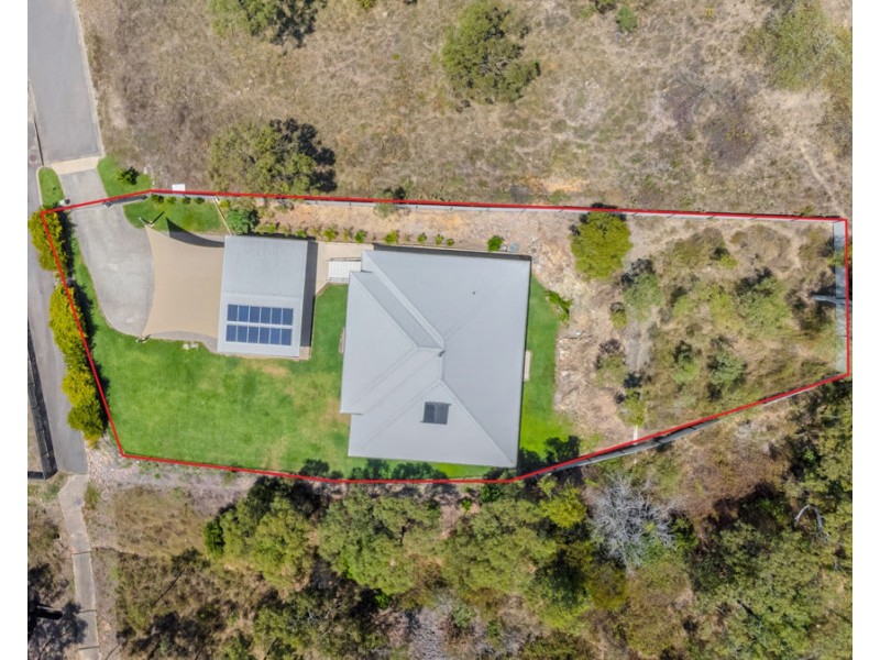 22 Genesta Court, Bushland Beach QLD 4818