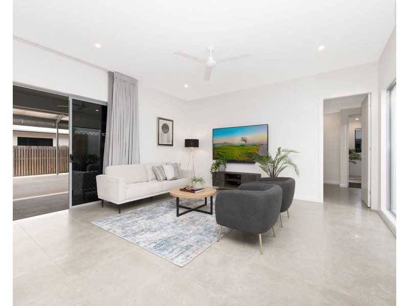 7 Windermere Loop, Burdell QLD 4818