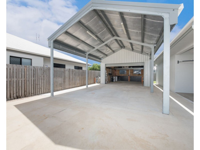 7 Windermere Loop, Burdell QLD 4818