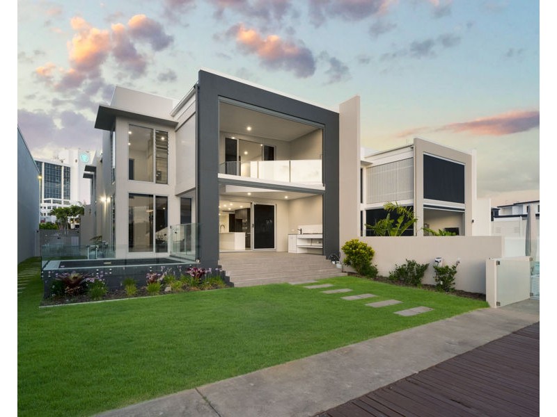 14/48-55 Sir Leslie Thiess Drive, Townsville City QLD 4810