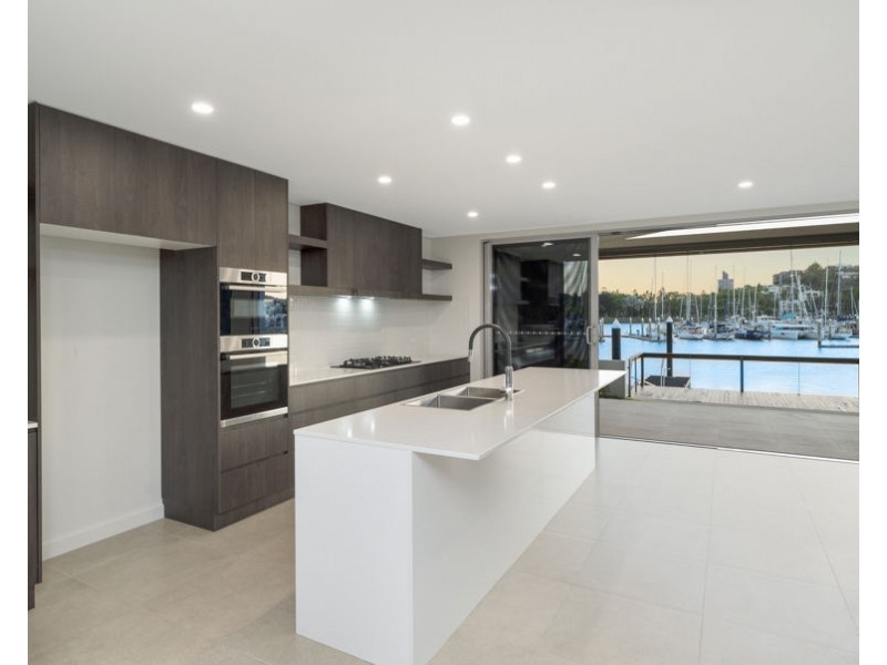 14/48-55 Sir Leslie Thiess Drive, Townsville City QLD 4810