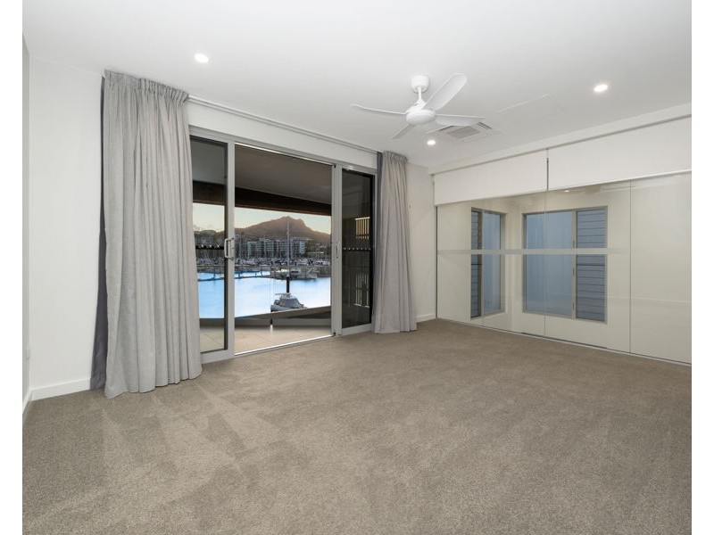 14/48-55 Sir Leslie Thiess Drive, Townsville City QLD 4810