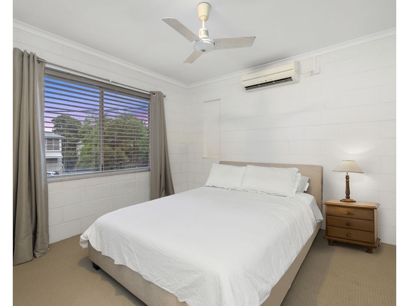 3/8 Piccadilly Street, Hyde Park QLD 4812