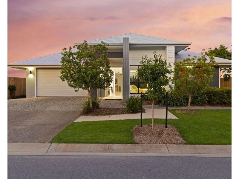 42 Barramundi Circuit, Burdell QLD 4818