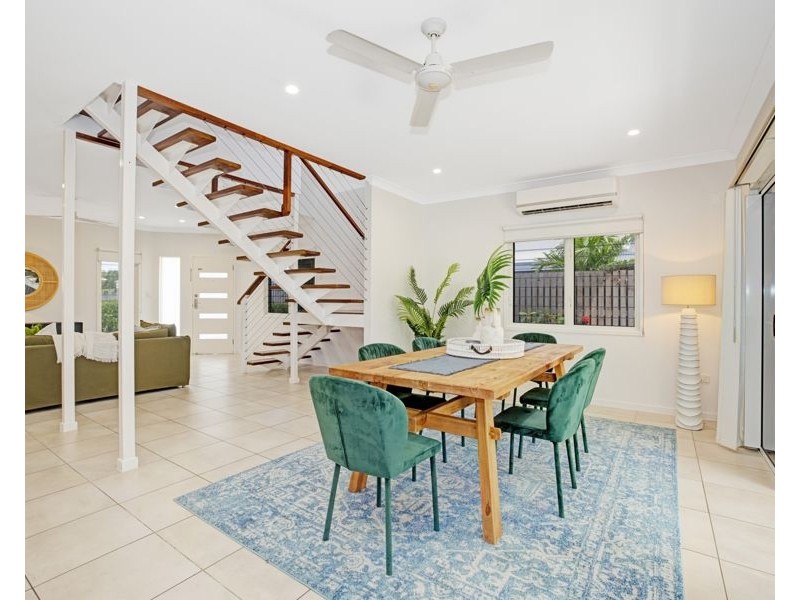 2/69A Cook Street, North Ward QLD 4810