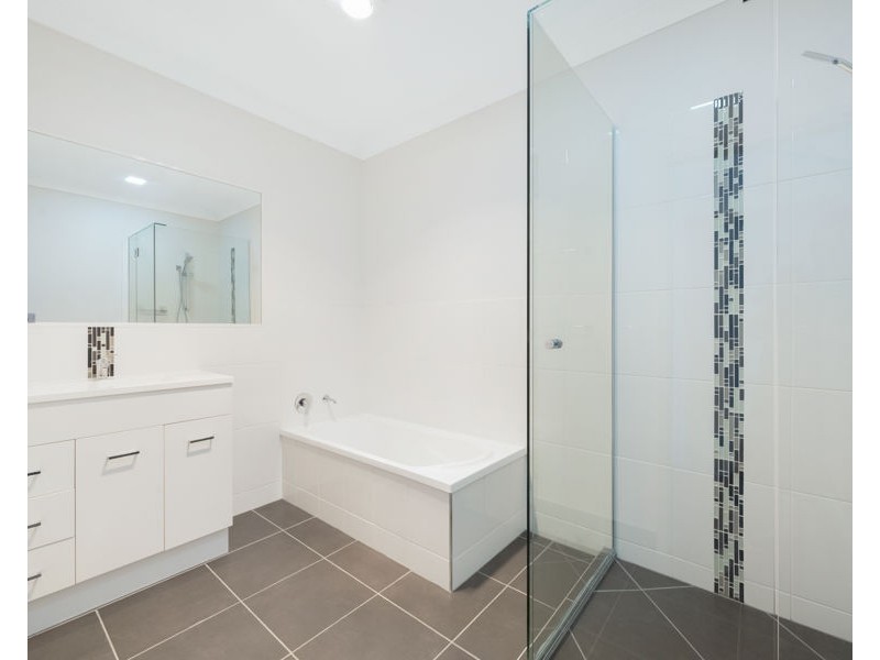 2/26 Glasgow Avenue, Mount Louisa QLD 4814