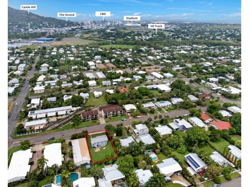 24 Roberts Street, Hermit Park QLD 4812