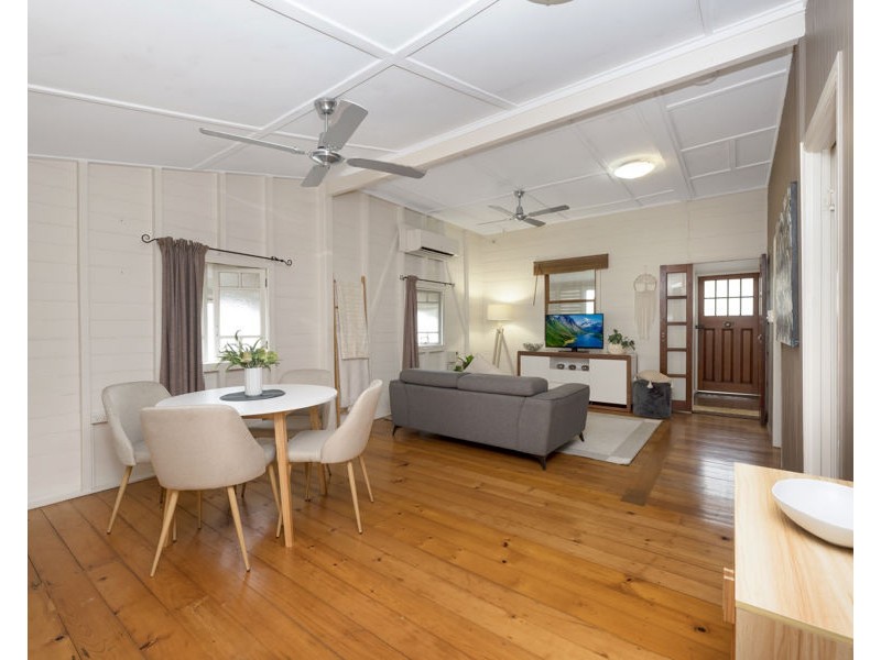 60 Tenth Avenue, Railway Estate QLD 4810