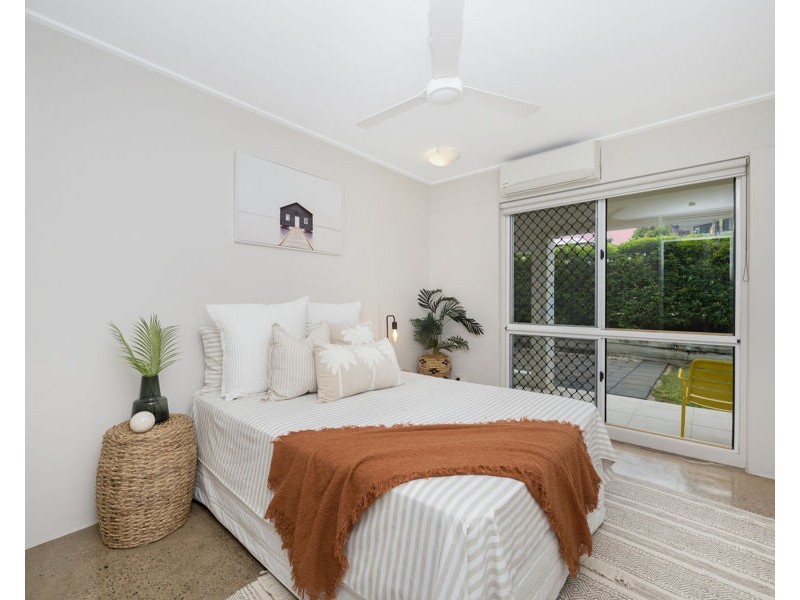 4/8 McKinley Street, North Ward QLD 4810