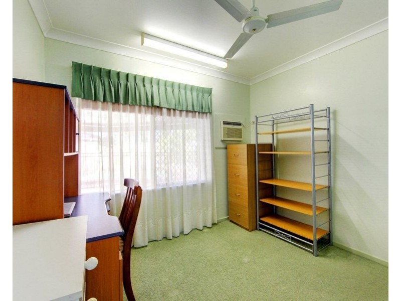 6 Capri Court, Heatley QLD 4814