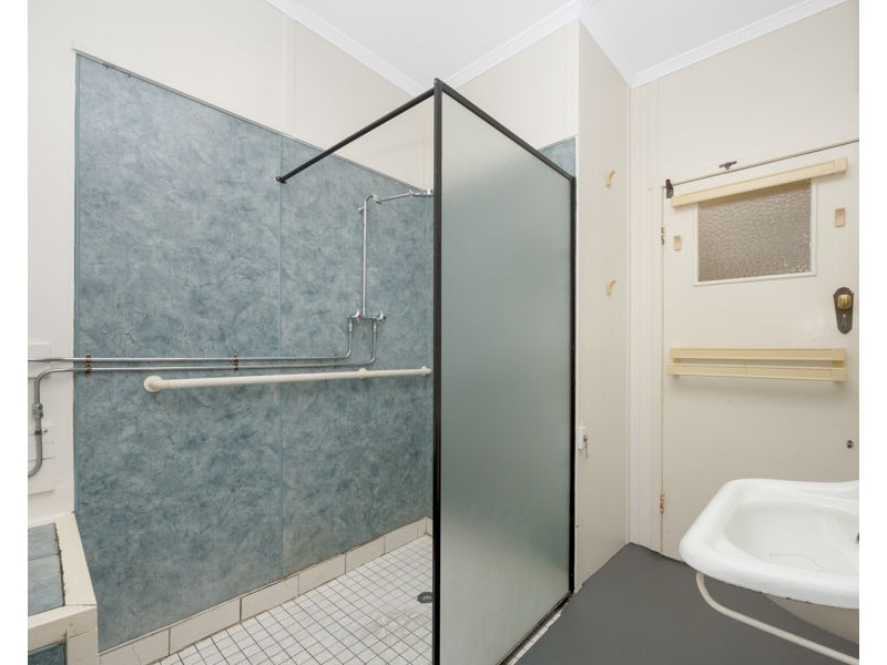 27 Downs Street, Gulliver QLD 4812