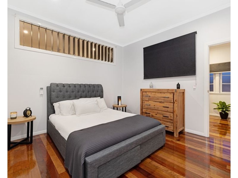 7 Garrick Street, West End QLD 4810
