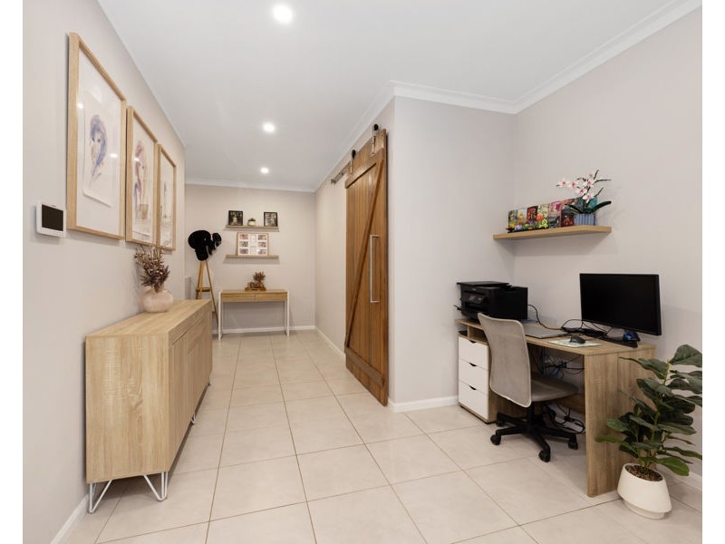 5 Kosciusko Way, Mount Louisa QLD 4814