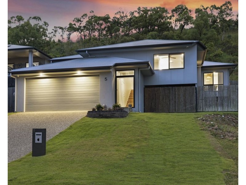 5 Kosciusko Way, Mount Louisa QLD 4814