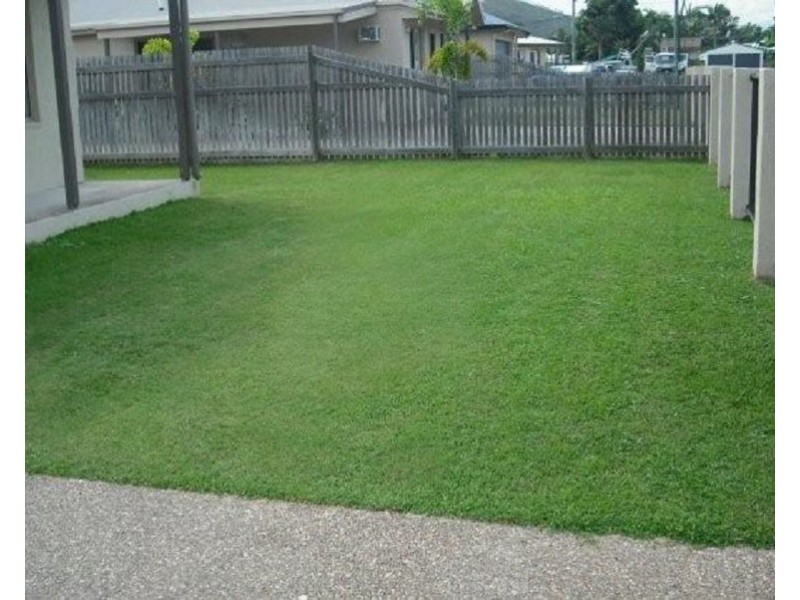 11 Moor Court, Kelso QLD 4815