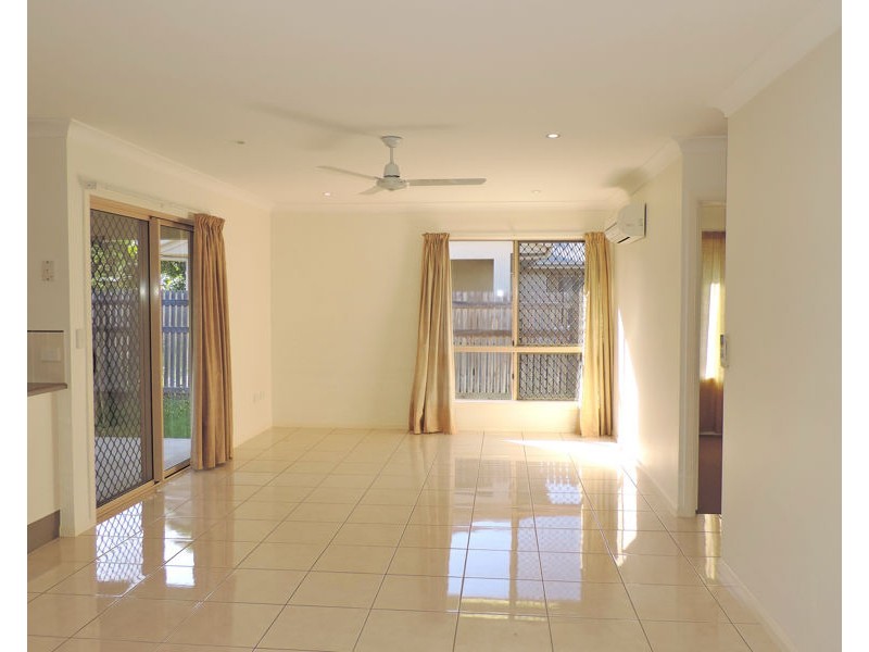 11 Moor Court, Kelso QLD 4815