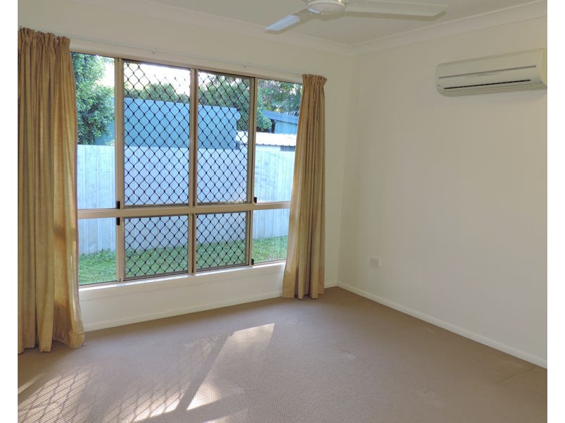 11 Moor Court, Kelso QLD 4815