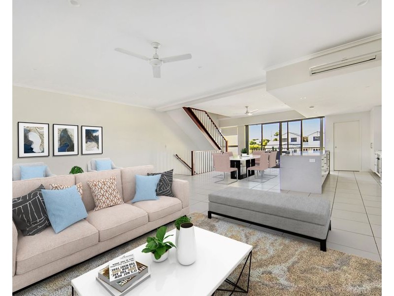 2/146 Eyre Street, North Ward QLD 4810