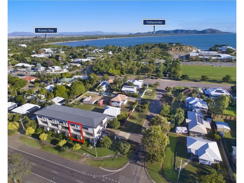 2/146 Eyre Street, North Ward QLD 4810