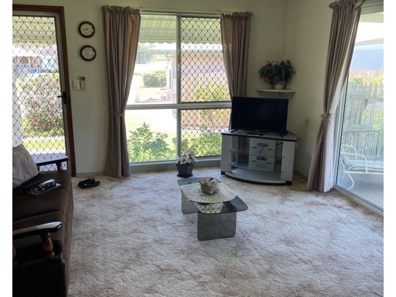 6 London Court, Mount Louisa QLD 4814