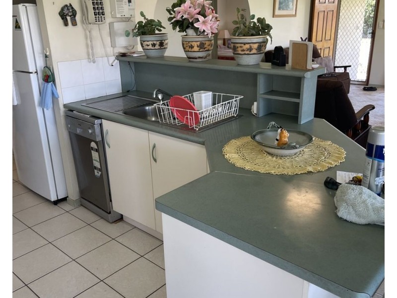 6 London Court, Mount Louisa QLD 4814