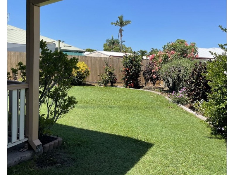 6 London Court, Mount Louisa QLD 4814