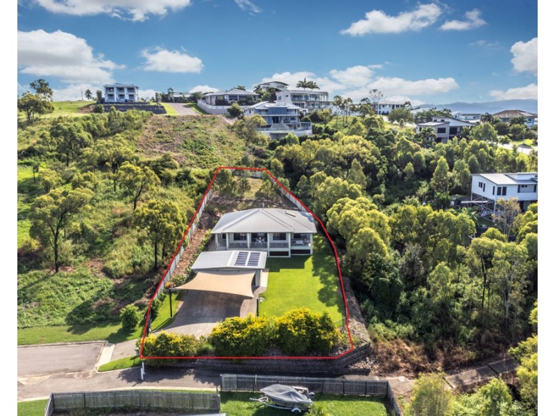 22 Genesta Court, Bushland Beach QLD 4818