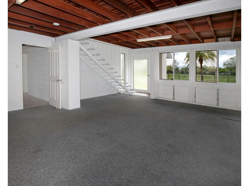 17 Jandera Street, Cranbrook QLD 4814