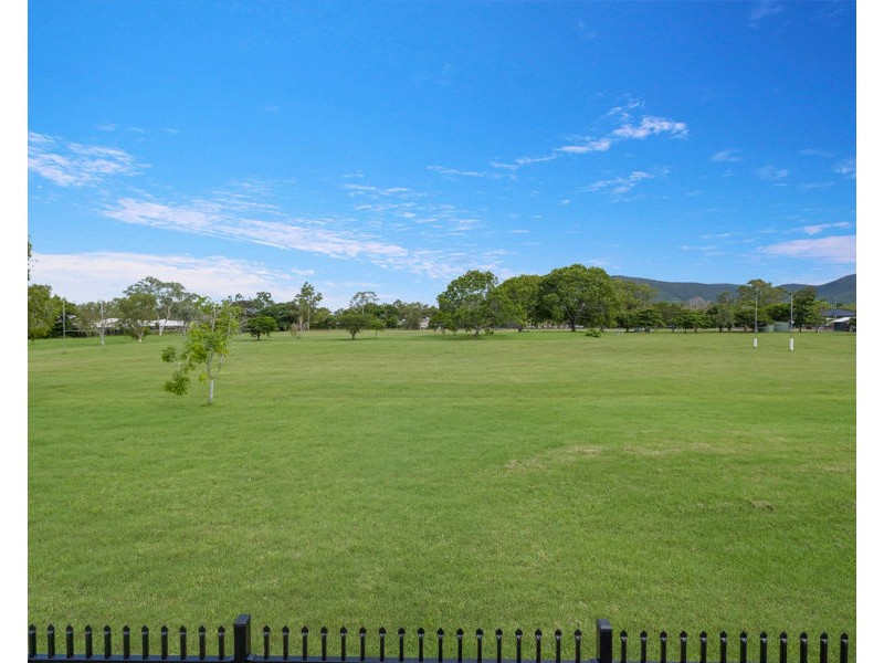 17 Jandera Street, Cranbrook QLD 4814