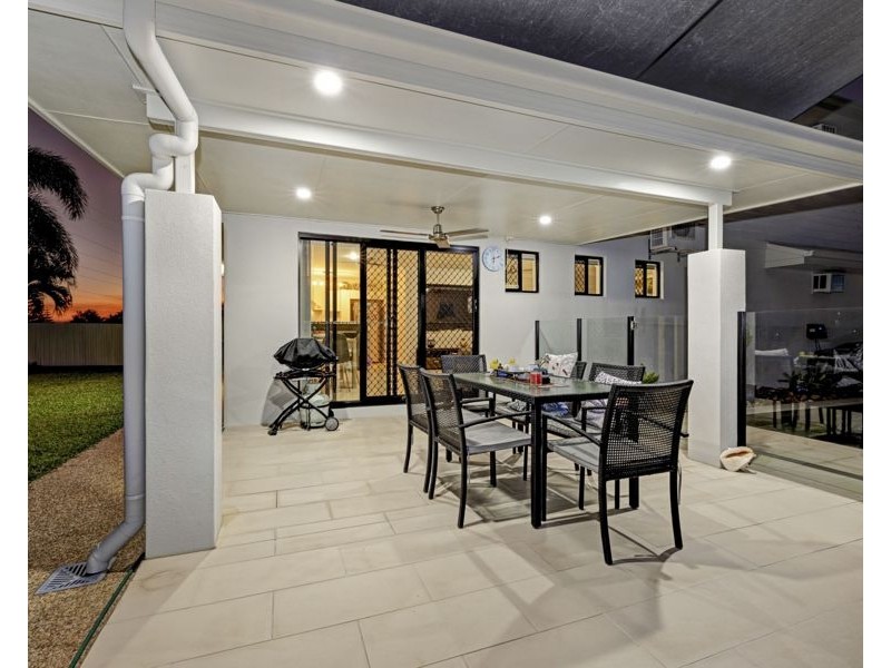 13 Knox Court, Mount Louisa QLD 4814