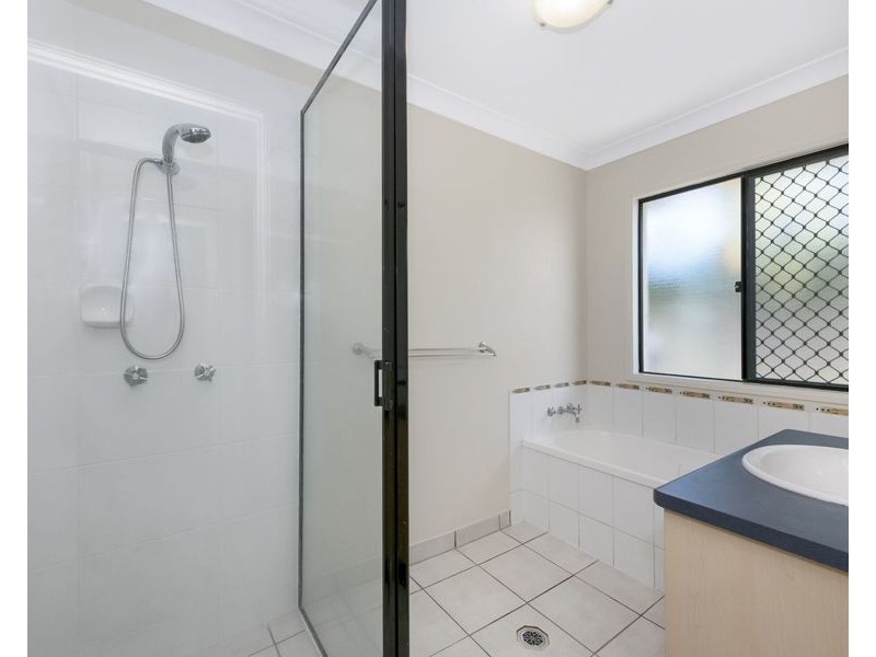 11 Gernika Court, Bushland Beach QLD 4818