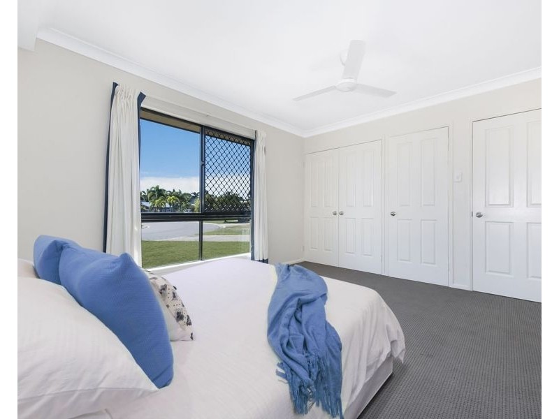 11 Gernika Court, Bushland Beach QLD 4818