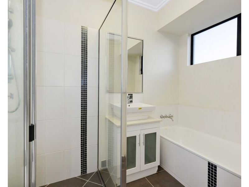 13 Shark Court, Mount Louisa QLD 4814