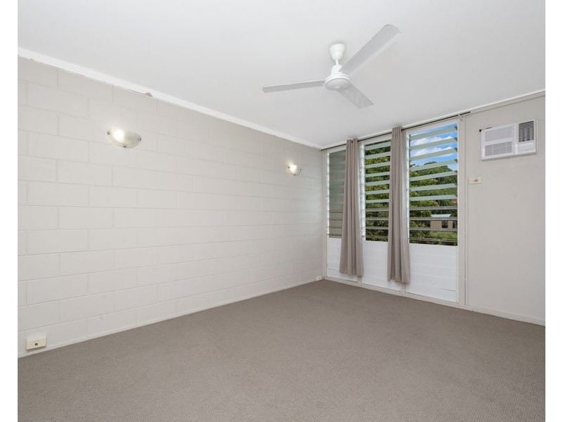 1/317 Stanley Street, North Ward QLD 4810