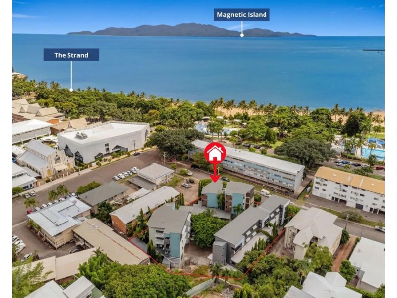 4/11 Carter Street, North Ward QLD 4810