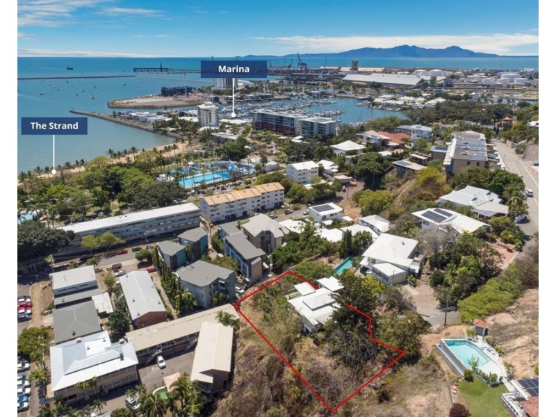 9 Mitchell Street, North Ward QLD 4810